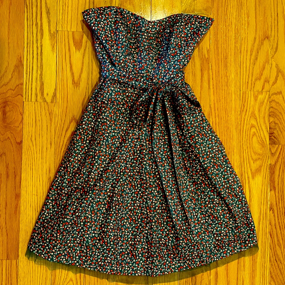American Eagle Outfitters Floral Dress